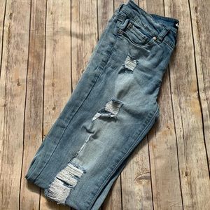 distressed skinny jeans